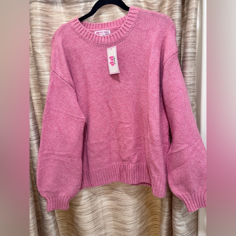 NWT Discount Diva Pink Crew Neck Sweater